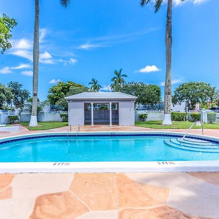 Stylish Apts In Oakland Park Near Ft Lauderdale Apartment Fort Lauderdale Exterior photo