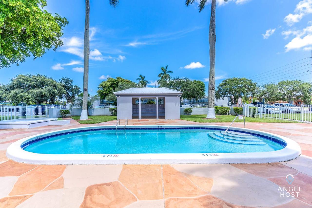 Stylish Apts In Oakland Park Near Ft Lauderdale Apartment Fort Lauderdale Exterior photo